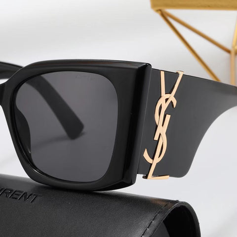 Stylish sunglasses!