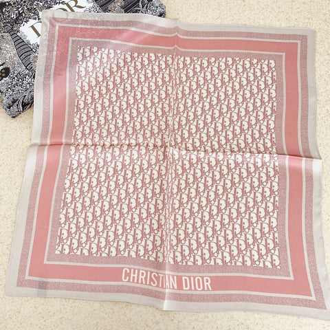 Fashion Retro Embossed Square Silk Scarf