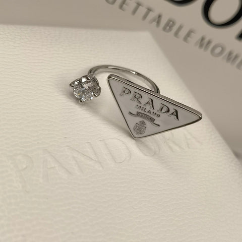 Triangle Symbole Crystal Open Ring