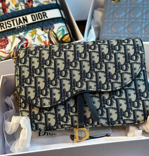 chain saddle bag